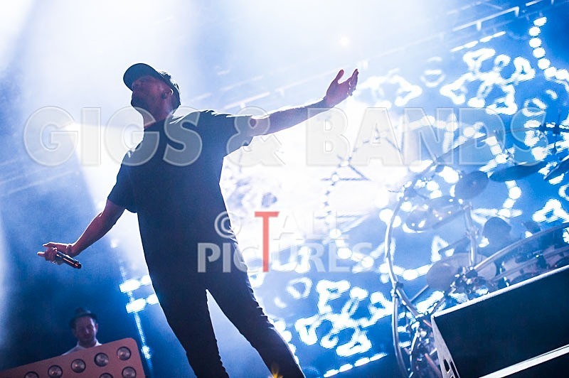 Chase Status-65 - CHASE & STATUS