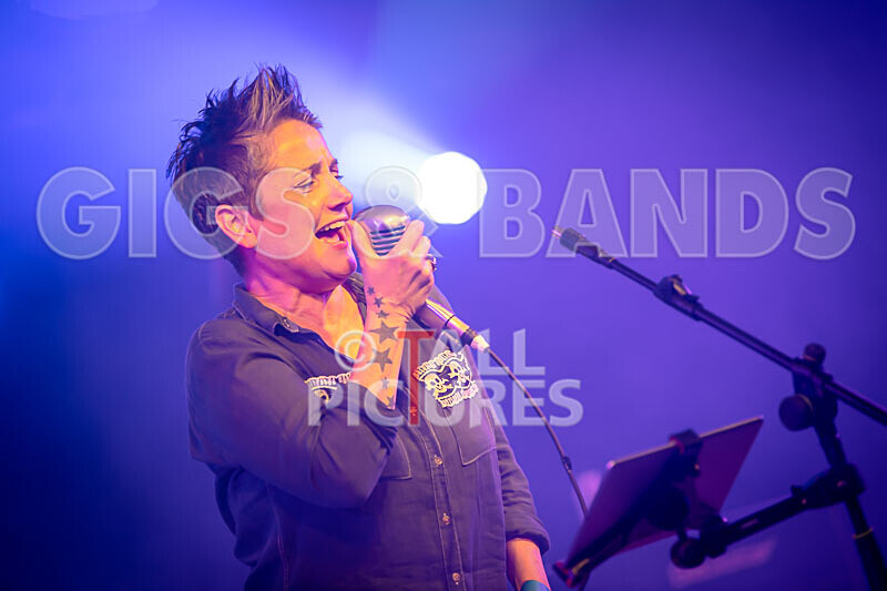 Silverados-33 - SILVERADOS