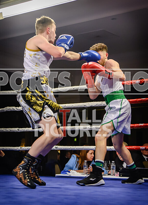 BOUT- 10 - Tom Teers v Shane Smith-62 - BOUT: 10 - Tom Teers v Shane Smith