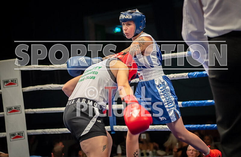 BOUT 6- Emma Martin v Stephanie Adlington-31 - BOUT 6: Emma Martin v Stephanie Adlington
