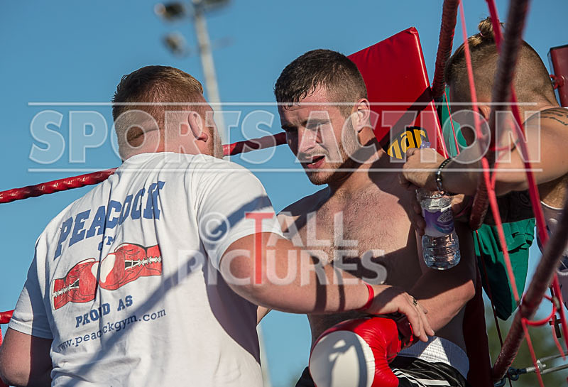 Open Air Boxing_2015_Bout-6-4 - BOUT-6