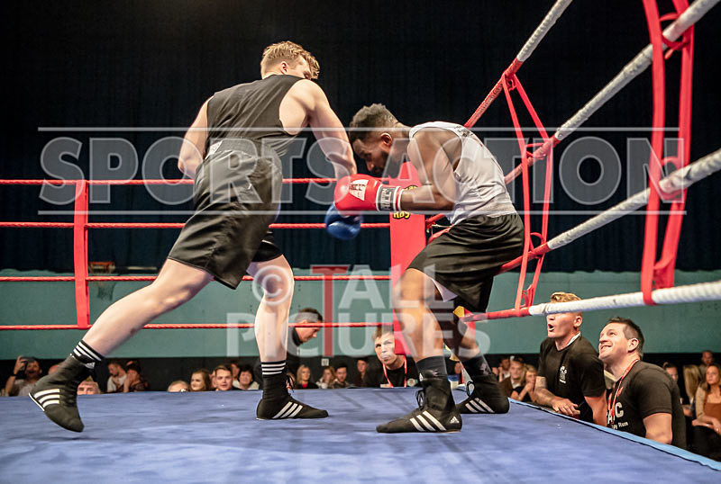 BOUT-10_Obile Botchway v Miles Horn-10 - BOUT-10_Obile Botchway v Miles Horn