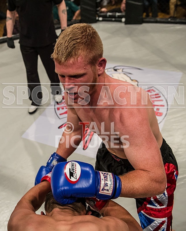 Cage Fighting_2012_Bout 2-13 - BOUT-2