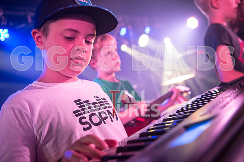 Clash of the Bloosers-10 - CLASH OF THE BLOOSERS