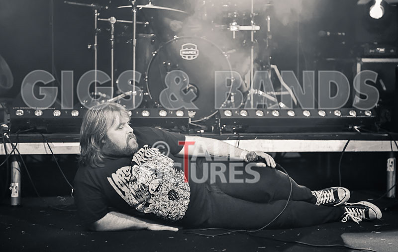 Joe Young The Bandits-79 - JOE YOUNG & THE BANDITS