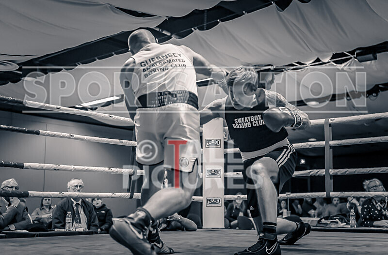 BOUT 8 - Rusian Gogercaks v Ricky Barrett-6 - BOUT 8 - Rusian Gogercaks v Ricky Barrett