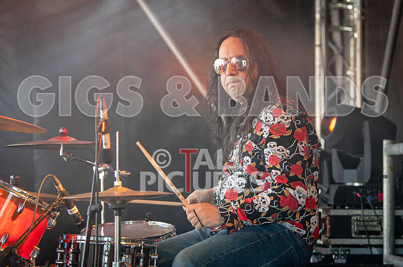 The Devotees-120 - THE DEVOTEES