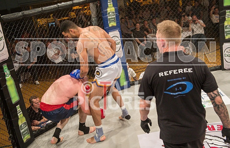 Lock-in Guernsey_2013_Bout-11-6 - BOUT-11