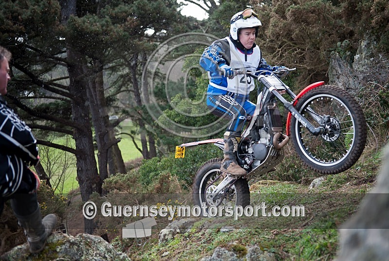 2-Day Trials_2012-85 - 2-DAY TRIALS 2012