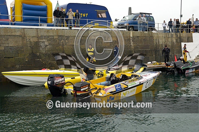 Marina_1 - POWERBOAT RACING 2006