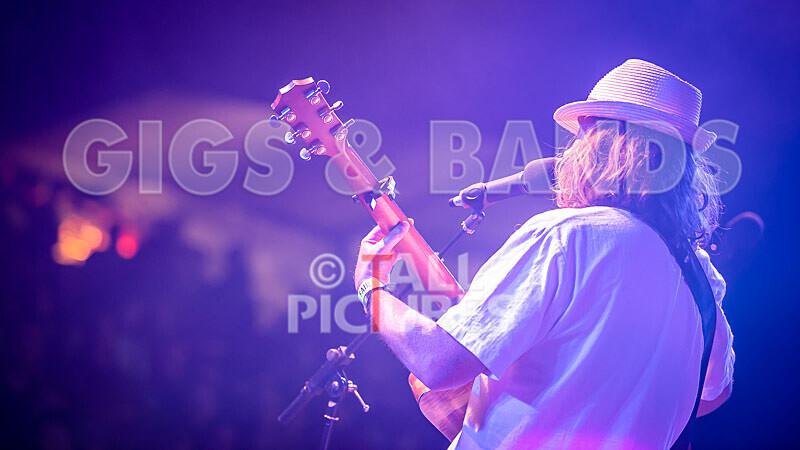 Buffalo Huddleston-668 - BUFFALO HUDDLESTON