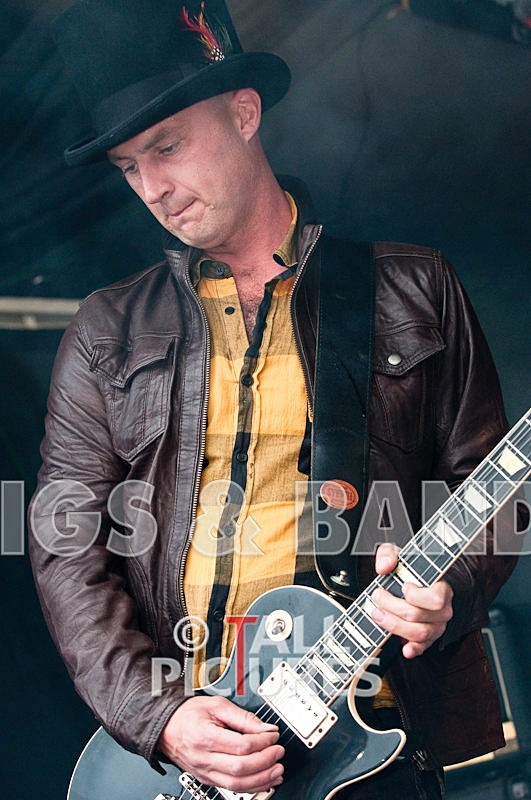 Peppered Ant Legs-40-0001 - VALE EARTH FAIR 2009