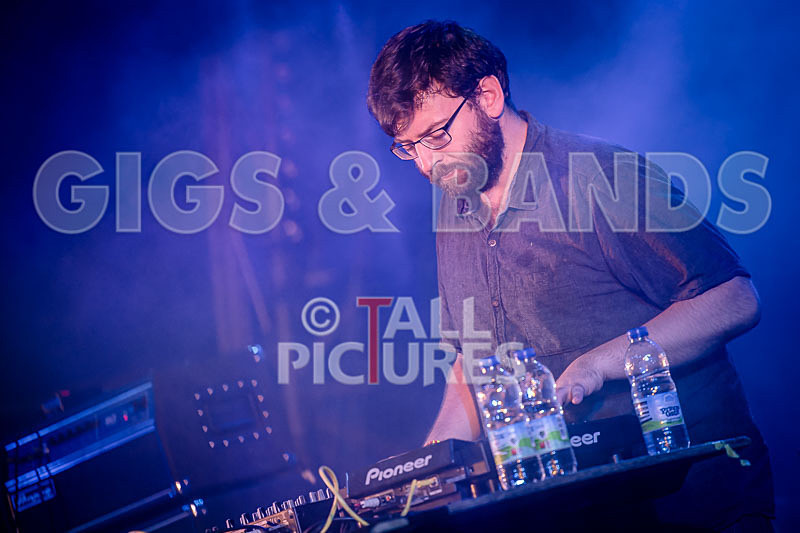 The Correspondents-52 - THE CORRESPONDENTS