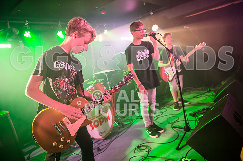 World on Fire-12 - WORLD ON FIRE