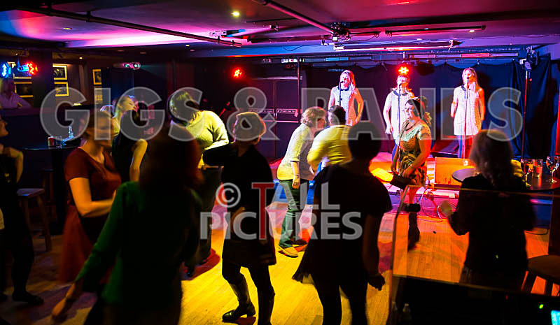 The Blondettes-18 - THE BLONDETTES