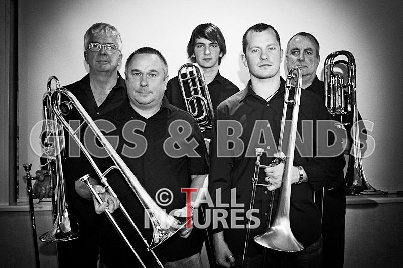 Boneheads-1_Grainy BW - THE BONEHEADS