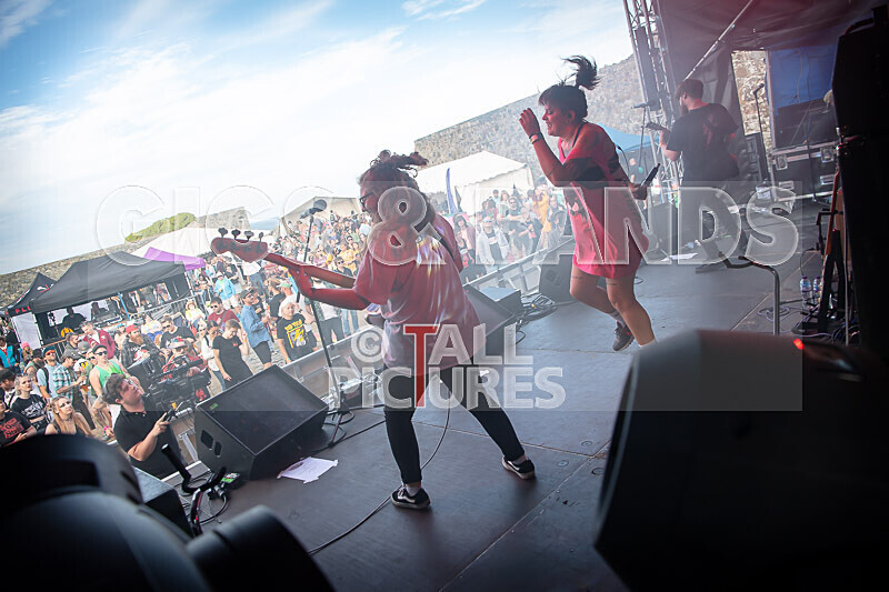 Millie Manders  The Shut Up-4 - MILLIE MANDERS & THE SHUT UP