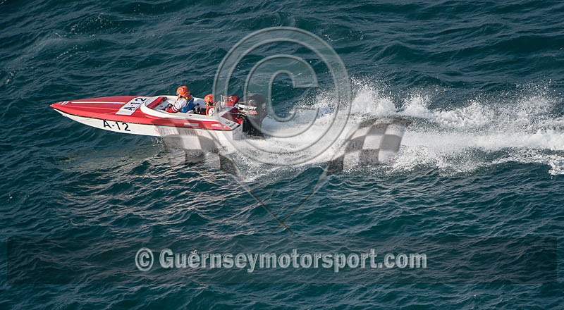 Worlds Powerboats_2014_Race-1-272 - UIM CLASS 3A & 3B WORLD OFFSHORE CHAMPIONSHIP_RACE-1