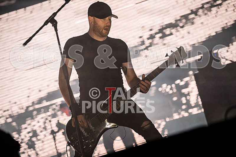 Pendulum Live-40 - PENDULUM LIVE