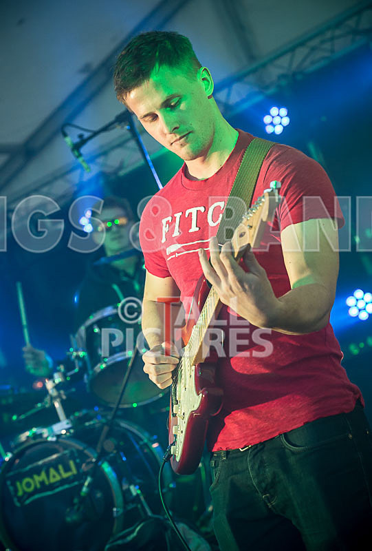 The High Tides-19 - THE HIGH TIDES