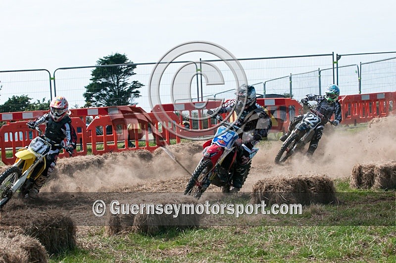 Hogwash_09-27 - HOGWASH 2009 - SCENE