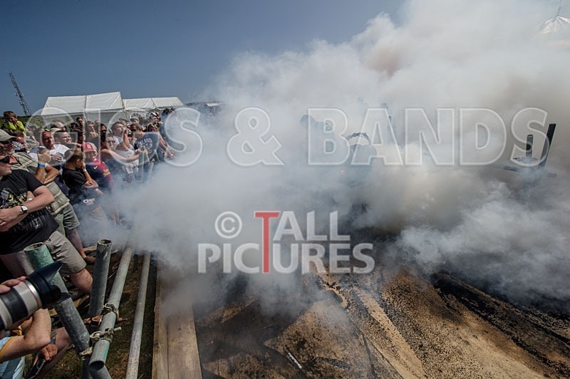 Chaos 2013_Burn-outs-26 - BURN-OUTS - TATTOOS & CHILLI