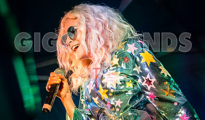 Pixie Lott-1 - PIXIE LOTT