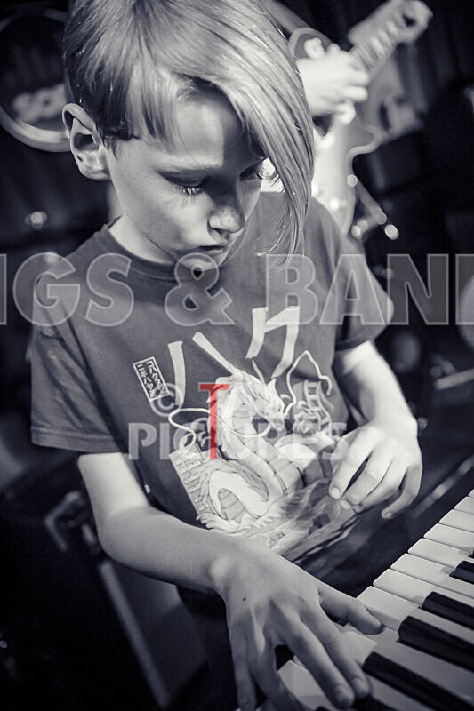 Falling into the Future-26 - FALLING INTO THE FUTURE