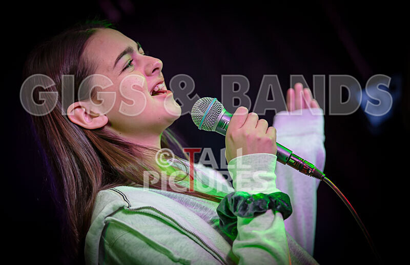 SoPM Christmas Gig_2019_SOLO-11 - SoPM CHRISTMAS GIG 2019_SOLO ACTS