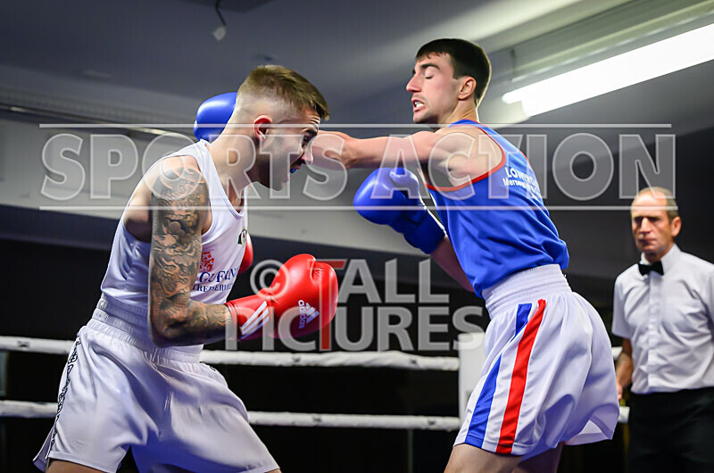 BOUT- 8 - Scott Little v Daniel Lonergan-29 - BOUT: 8 - Scott Little v Daniel Lonergan