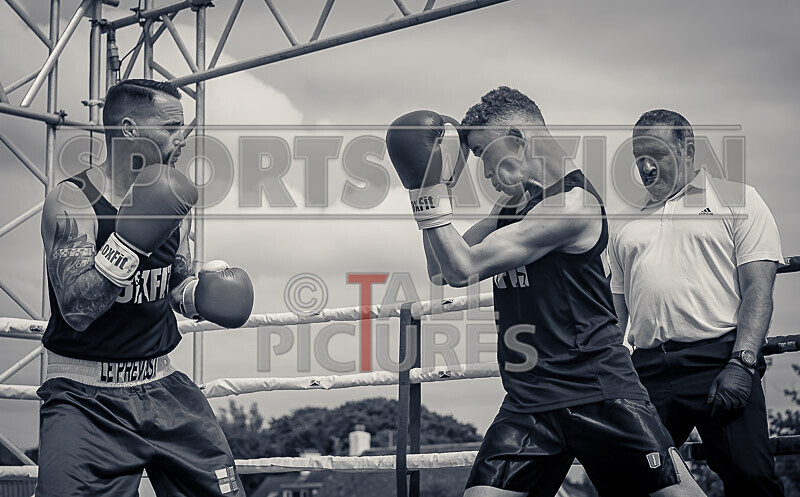 BOUT 3- Martin the not so Raging Bull Le Prevost v Ben Hizzy Hislop-32 - BOUT 3- Martin 'the not so Raging Bull' Le Prevost v Ben 'Hizzy' Hislop