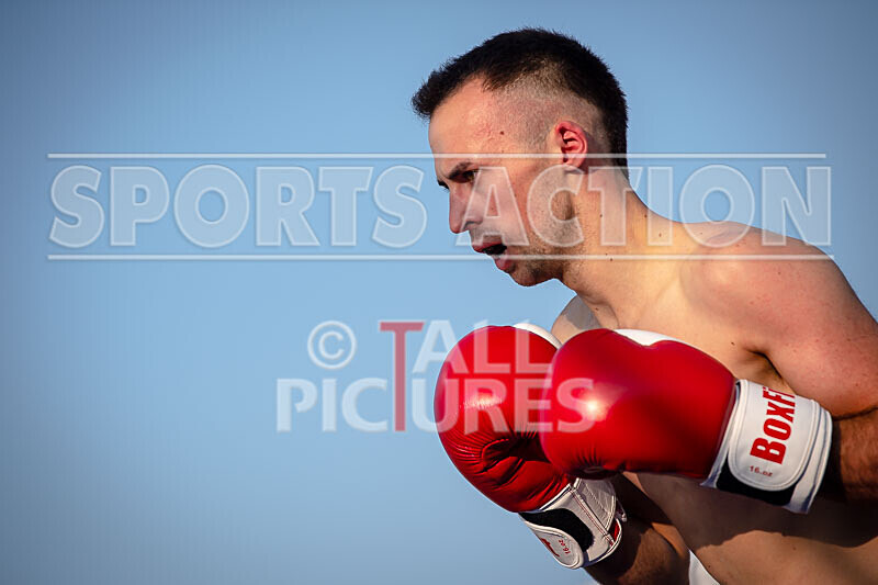 BOUT 10 - Myles -Dangerous- Duquemin v Jordan -the Rookie- Redwood-18 - BOUT 10 - Myles 'Dangerous' Duquemin v Jordan 'the Rookie' Redwood