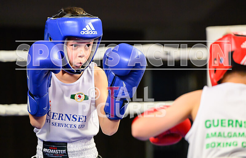 BOUT- 1 - Nolan Buddery v Frankie Veron-8 - BOUT 1 - Nolan Buddery v Frankie Veron