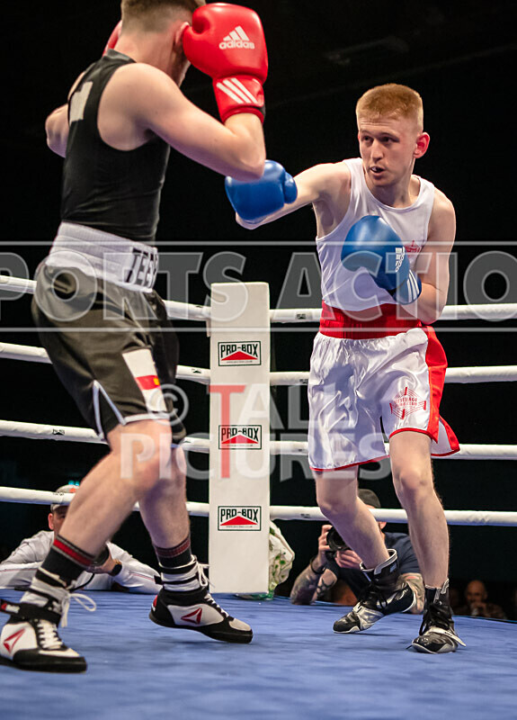 Bout 19_Tom Teers v Alfie Scott-21 - Bout 19_Tom Teers v Alfie Scott