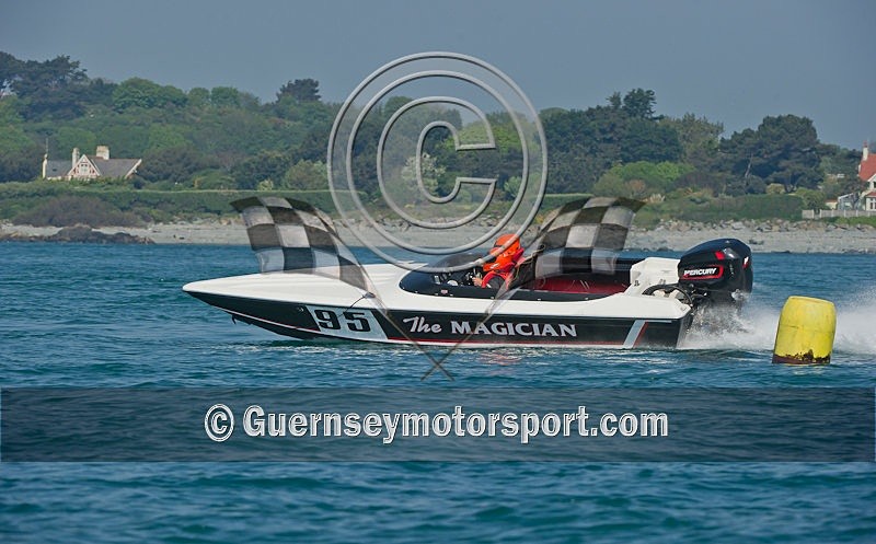 Powerboat_2011_Round-1-38 - ROUND-1 NORTH BEACH OUTER