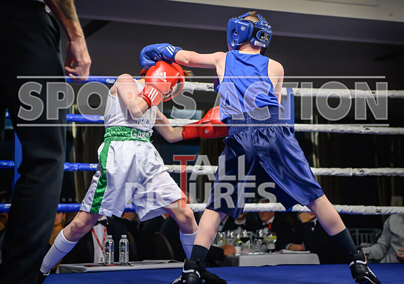 BOUT- 1 - Liam Duff v Jude Hudson-21 - BOUT: 1 - Liam Duff v Jude Hudson