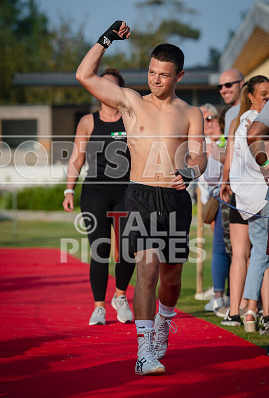 BOUT 10 - Myles -Dangerous- Duquemin v Jordan -the Rookie- Redwood-1 - BOUT 10 - Myles 'Dangerous' Duquemin v Jordan 'the Rookie' Redwood