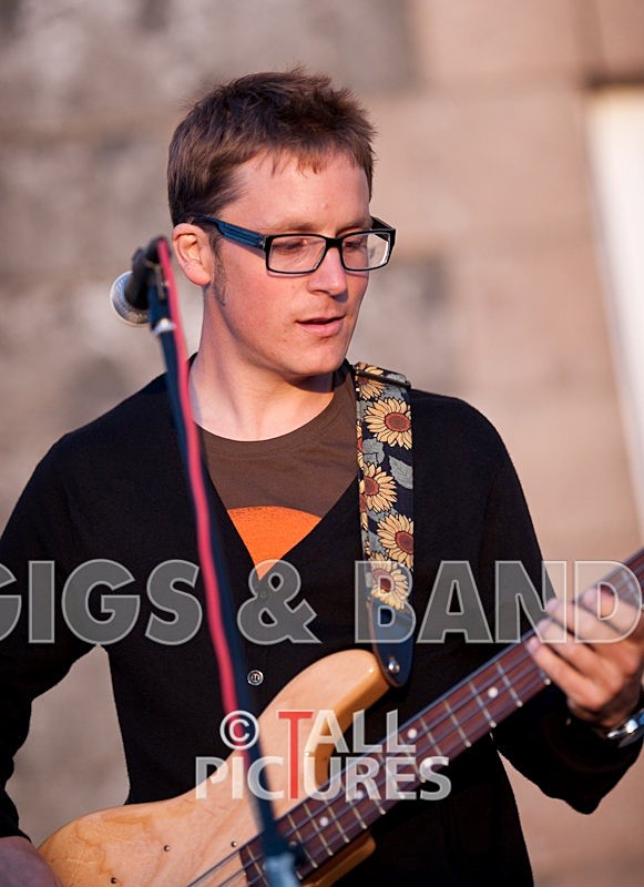 Castle Music-2 - CASTLE CORNET MUSIC NIGHTS 2009