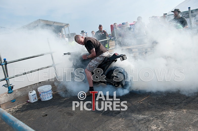 Greenman Burnout-49 - GREENMAN BURNOUTS 2010
