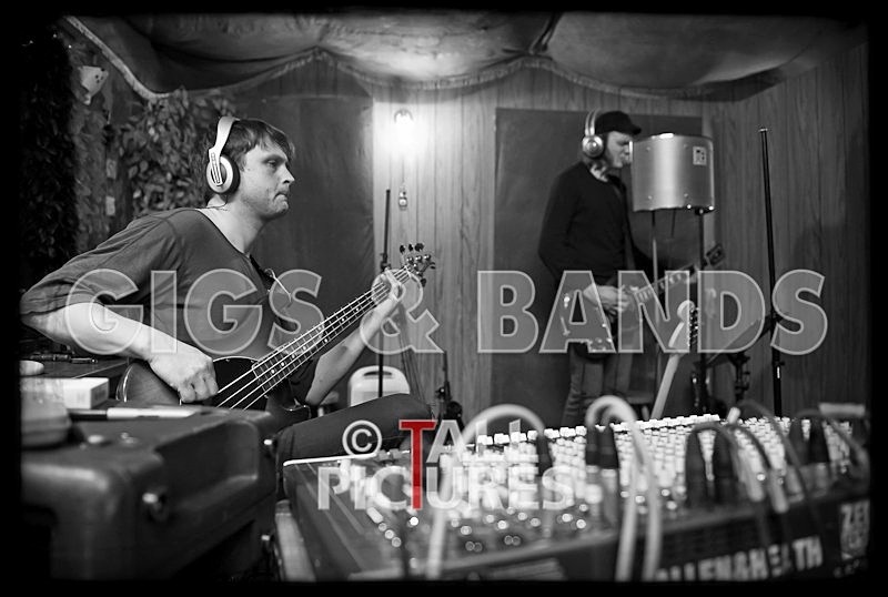 Teaspoonriverneck Studio Session-63_BW - TEASPOONRIVERNECK
