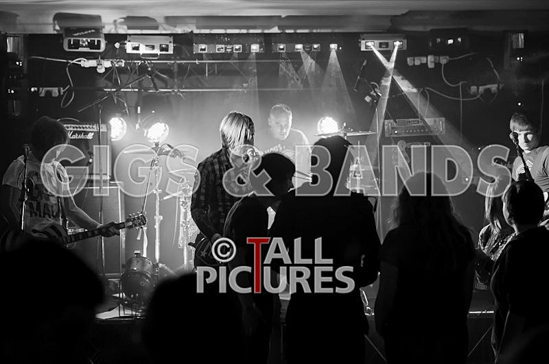 2 Minutes 2 Late-100 - 2 MINUTES 2 LATE