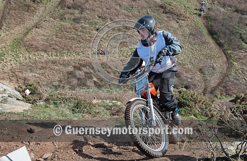 2-Day Trials_2012-109 - 2-DAY TRIALS 2012