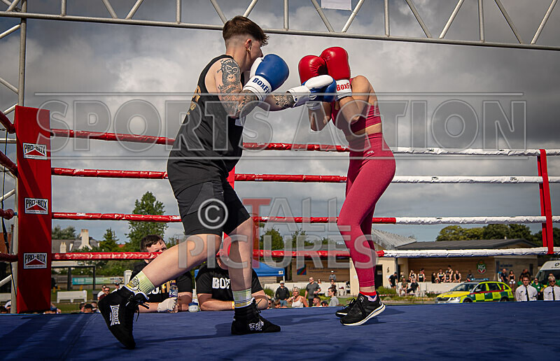 BOUT 5- Leonie Chardonnay Pike v Ellie Rocky Robinson-7 - BOUT 5- Leonie 'Chardonnay' Pike v Ellie 'Rocky' Robinson