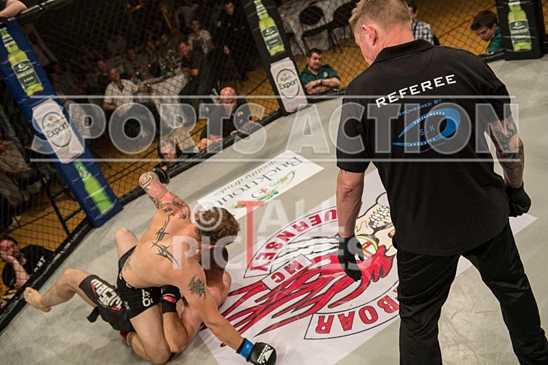 Lock-in Guernsey_2013_Bout-15-36 - BOUT-15