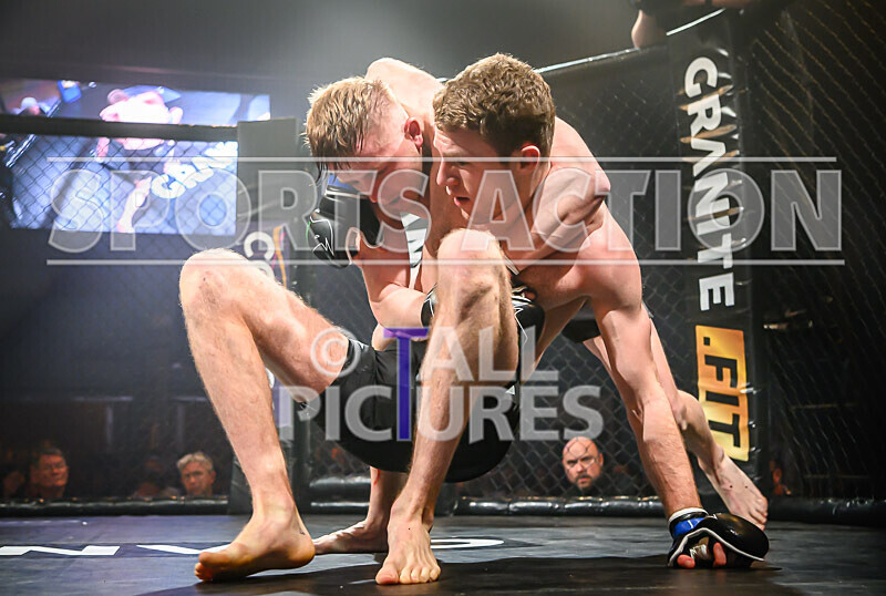 BOUT- 13 - Joe Graham v Sam Pearce-7 - BOUT 13 - Joe Graham v Sam Pearce
