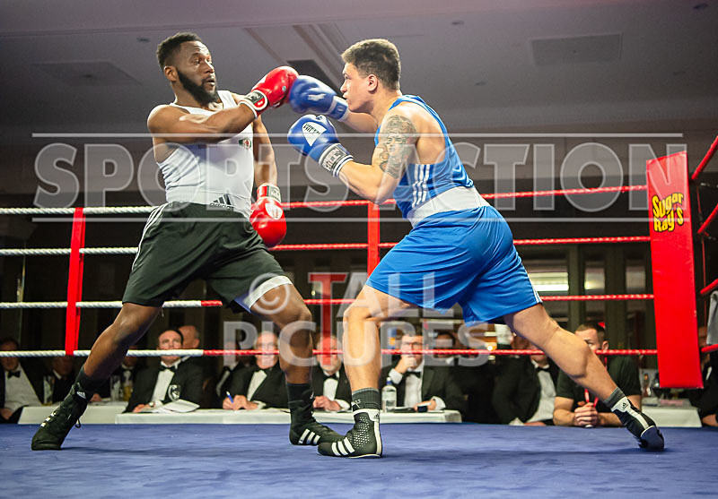 BOUT-7_Oblie Botchway v Mason Small-15 - BOUT-7_Oblie Botchway v Mason Small