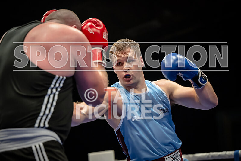 BOUT- 11 Dan Maree v George Westpfel-36 - BOUT 11: Dan Maree v George Westpfel