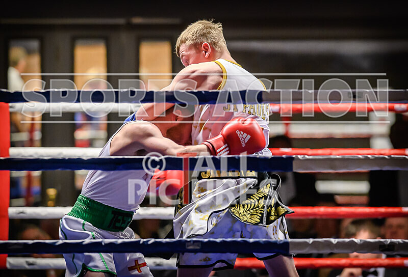 BOUT- 10 - Tom Teers v Shane Smith-22 - BOUT: 10 - Tom Teers v Shane Smith