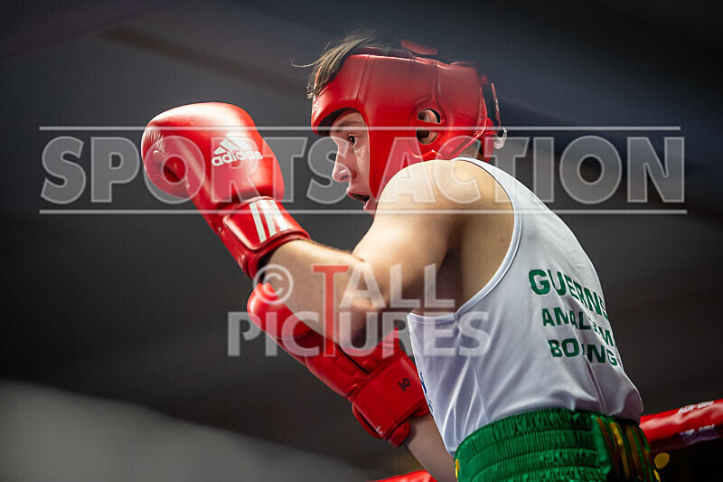 BOUT 4_Ross Vinning v Henry Wells-34 - BOUT 4_Ross Vinning v Henry Wells