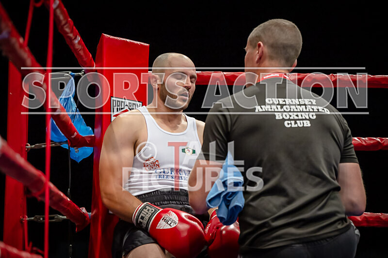 BOUT 8- Rusian Gogercaks v Alex White-36 - BOUT 8: Rusian Gogercaks v Alex White